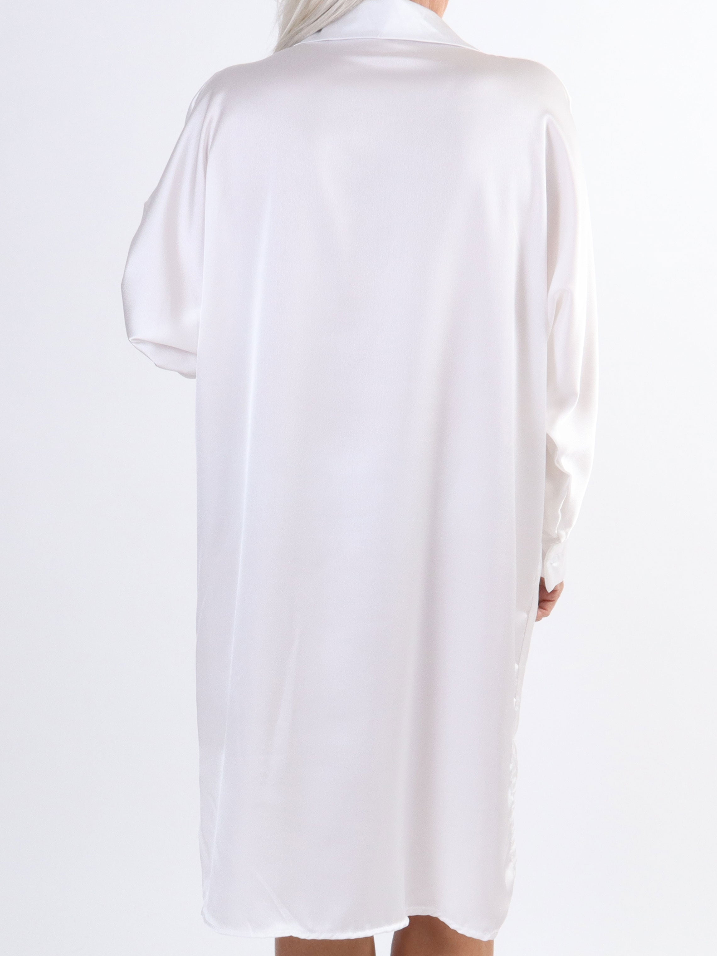 Hassel - Fin plus size skjortklänning i sidenlook - Pink Pattern